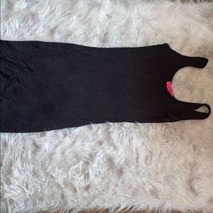 Boohoo women’s Black Maxi Dress